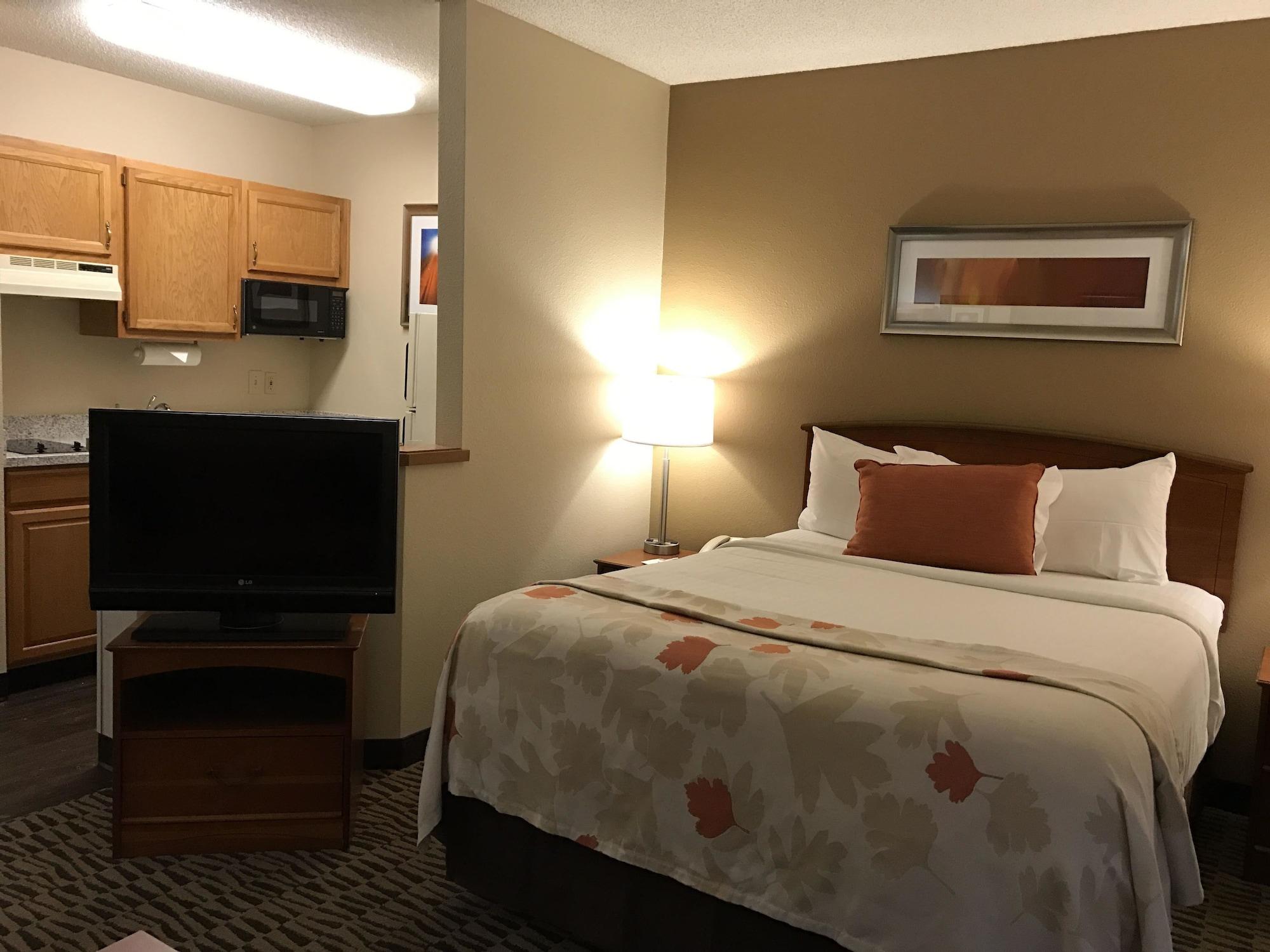 Hawthorn Suites By Wyndham Louisville North Jeffersonville Extérieur photo
