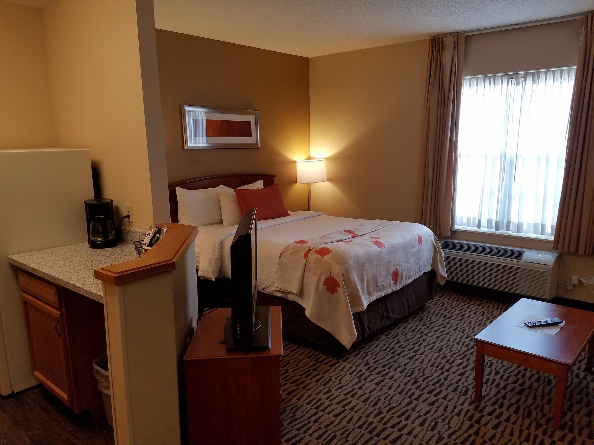 Hawthorn Suites By Wyndham Louisville North Jeffersonville Extérieur photo