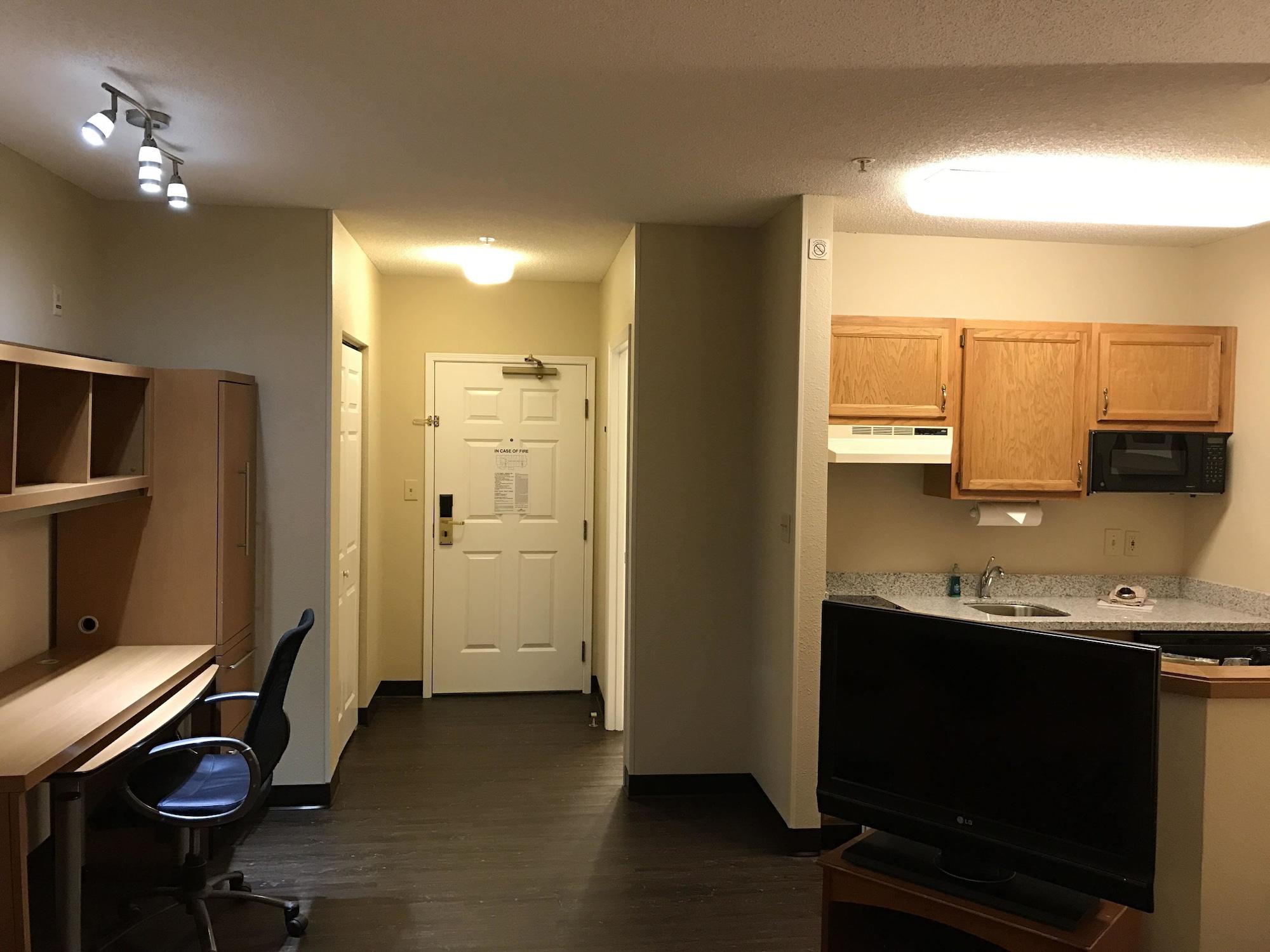 Hawthorn Suites By Wyndham Louisville North Jeffersonville Extérieur photo