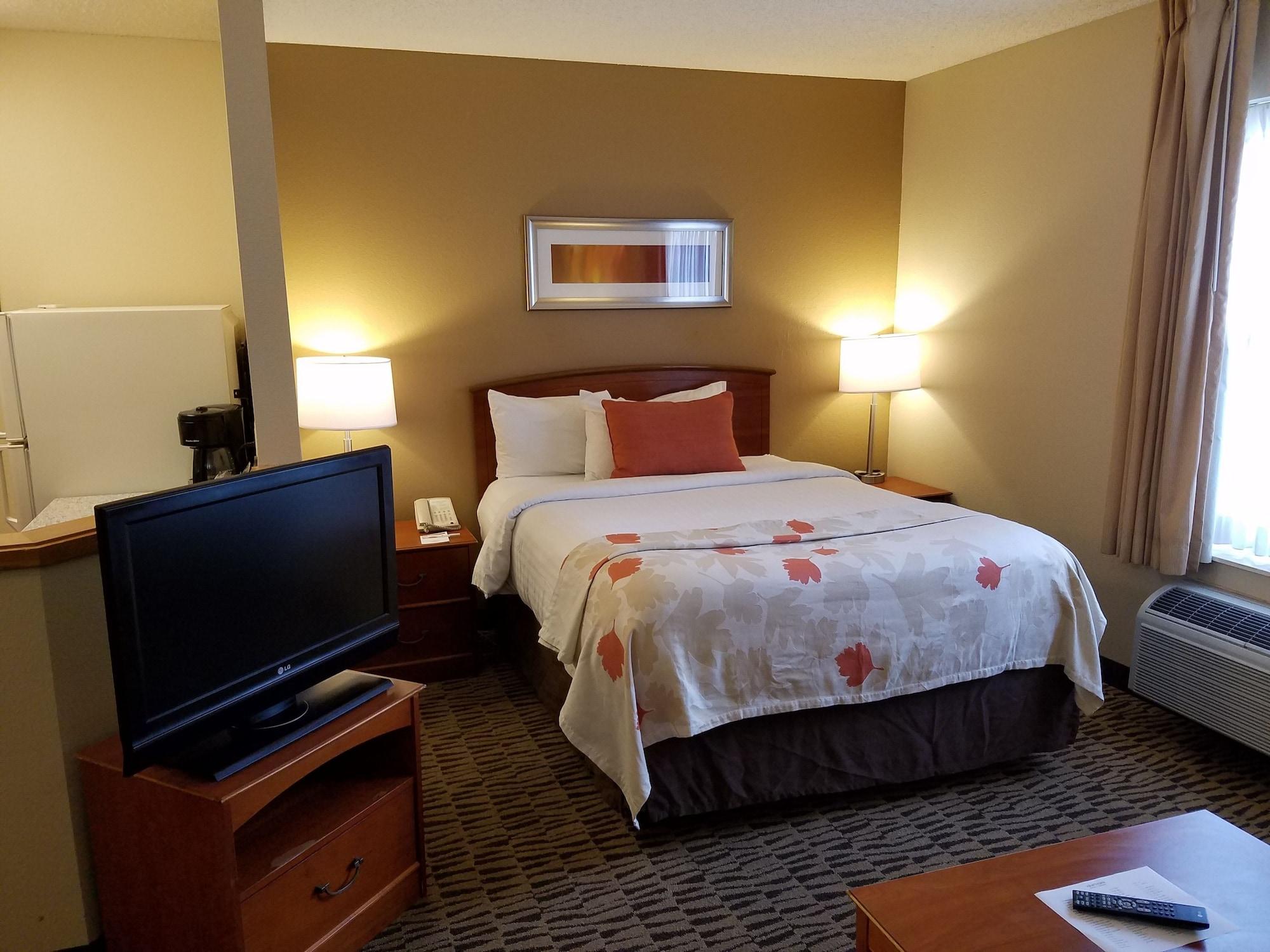 Hawthorn Suites By Wyndham Louisville North Jeffersonville Extérieur photo