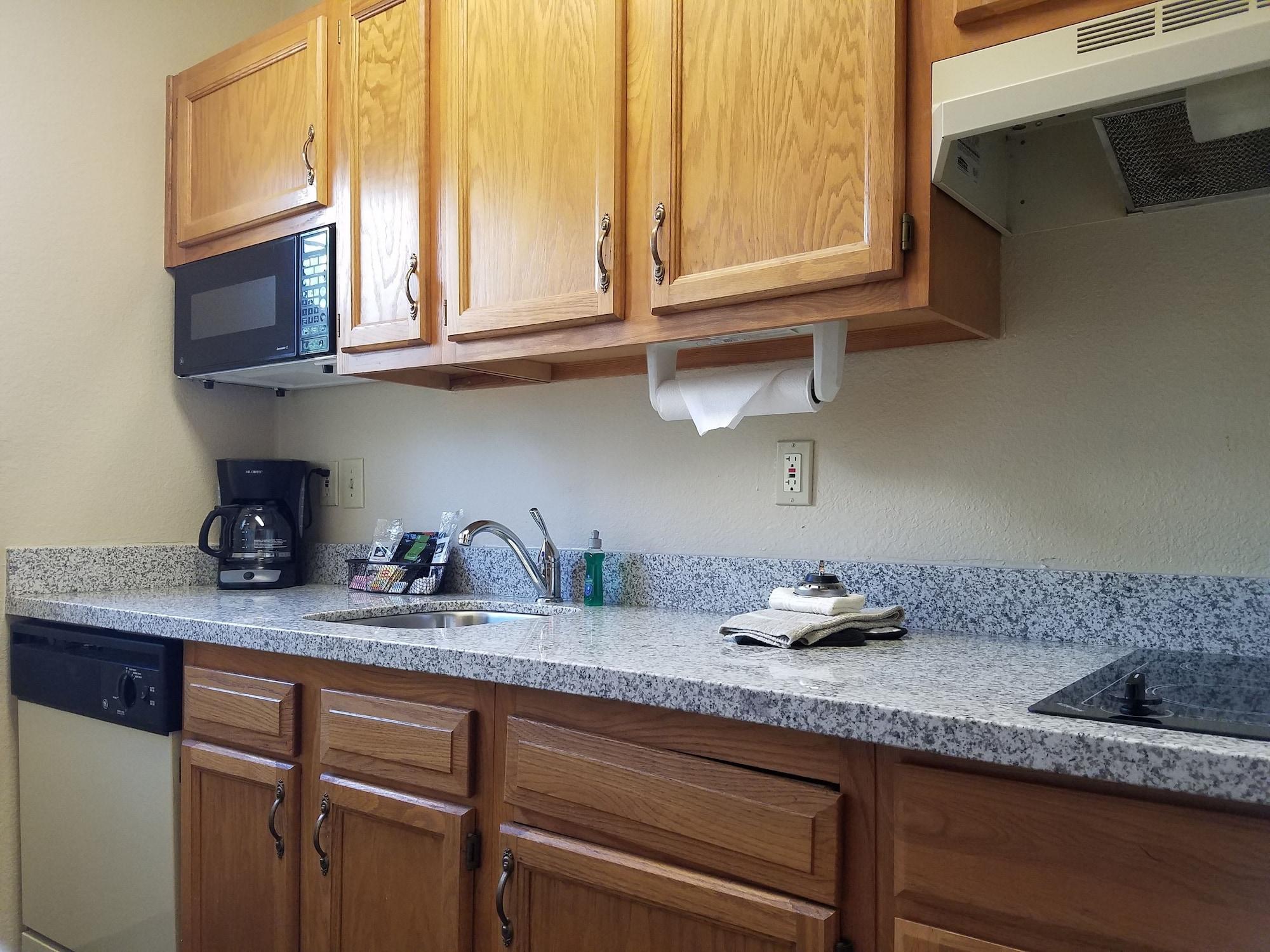 Hawthorn Suites By Wyndham Louisville North Jeffersonville Extérieur photo