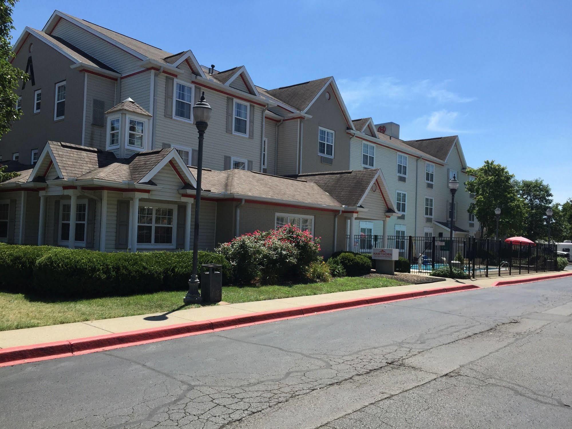Hawthorn Suites By Wyndham Louisville North Jeffersonville Extérieur photo