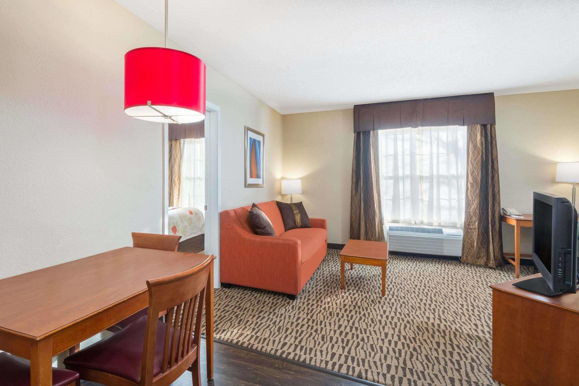 Hawthorn Suites By Wyndham Louisville North Jeffersonville Extérieur photo