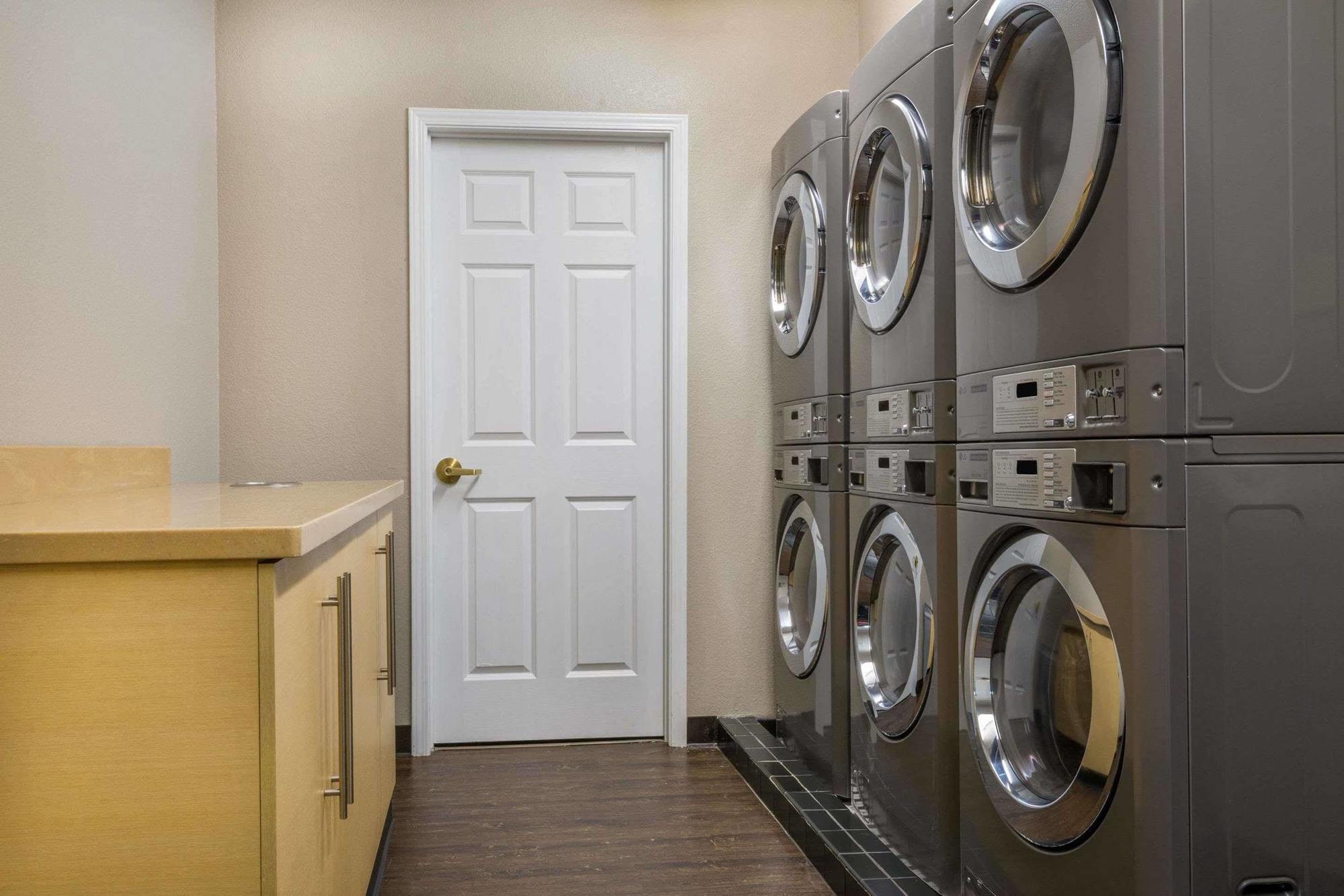 Hawthorn Suites By Wyndham Louisville North Jeffersonville Extérieur photo