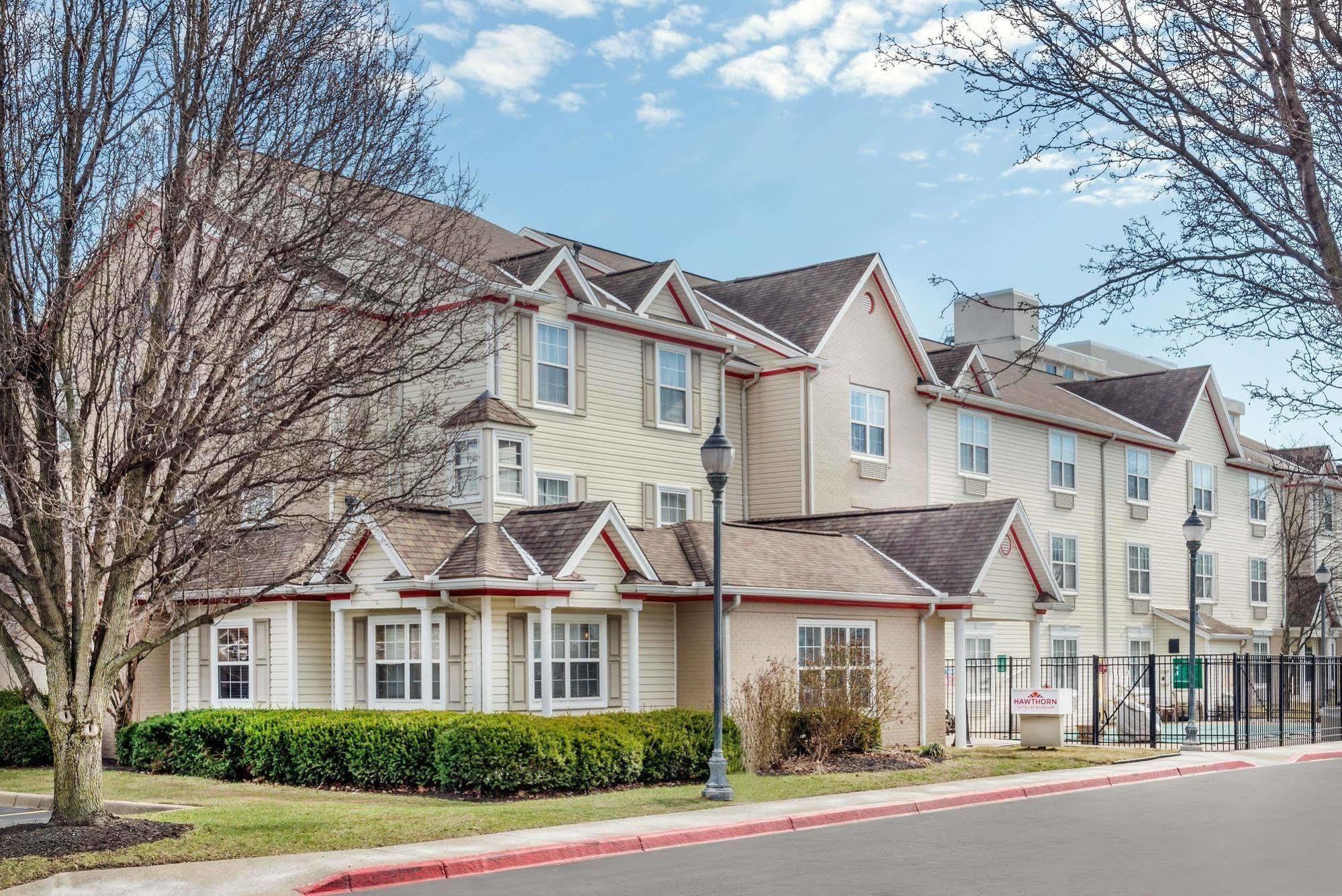 Hawthorn Suites By Wyndham Louisville North Jeffersonville Extérieur photo